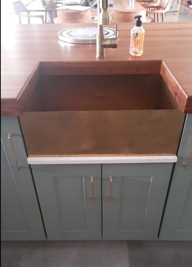 The Timeless Appeal of a Solid Brass Butler Sink